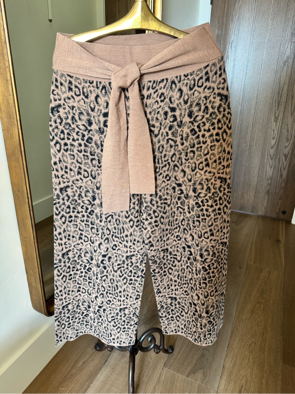Leopard Print Knit wide leg pants with Waist Tie -